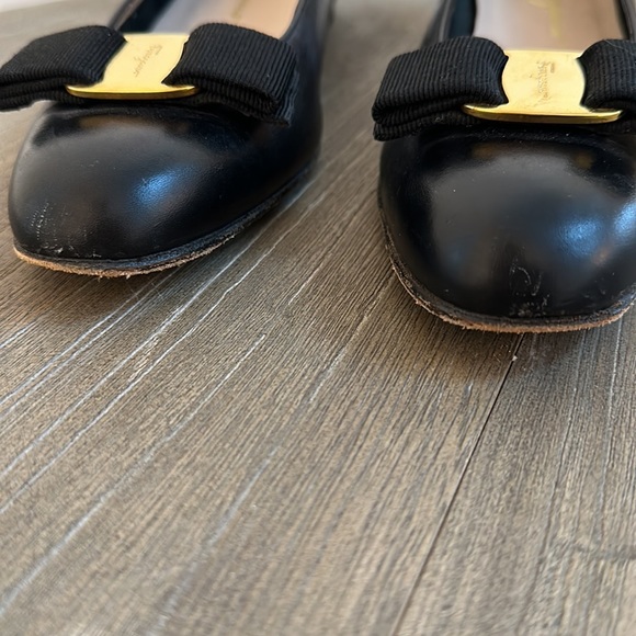 Salvatore Ferragamo Vara pumps - Picture 3 of 7